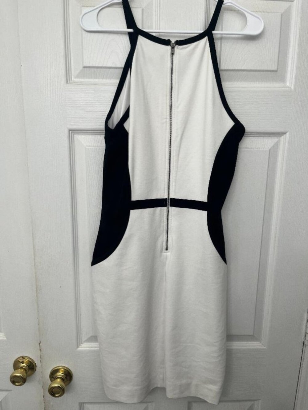 NWT Banana Republic Colorblock Halter Sheath Dress - Size 8 - Black & Whi